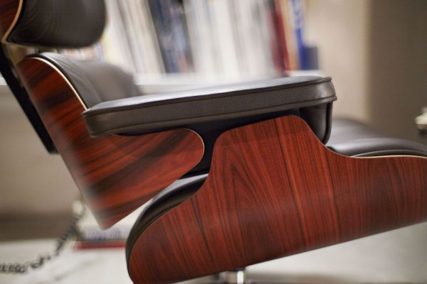 Vitra Eames Lounge chair met Ottoman fauteuil (nieuwe afmetingen) Palisander