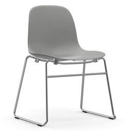 Normann Copenhagen Form Chair stapelbare stoel met chroom onderstel