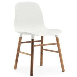 Form Chair stoel met walnoten onderstel