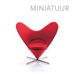Vitra Heart-shaped Cone Chair miniatuur