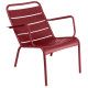 Fermob Luxembourg Low fauteuil met armleuning Chili