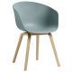 Hay AAC22 stoel met gezeept onderstel, kuip dusty blue