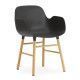 Normann Copenhagen Form Armchair stoel met eiken onderstel zwart