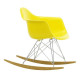 Vitra Eames RAR schommelstoel esdoorn goud onderstel, sunlight