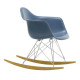 Vitra Eames RAR schommelstoel esdoorn goud onderstel, zeeblauw
